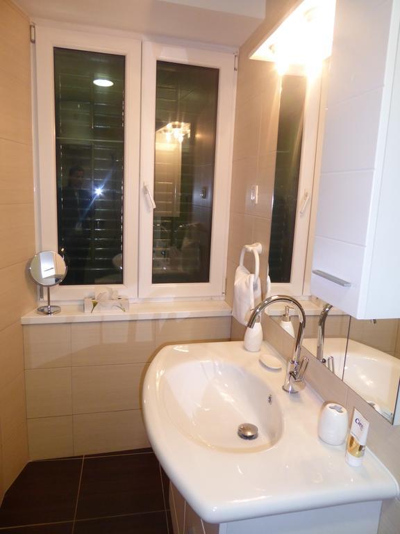 Studio Apartment Mila Спліт Екстер'єр фото