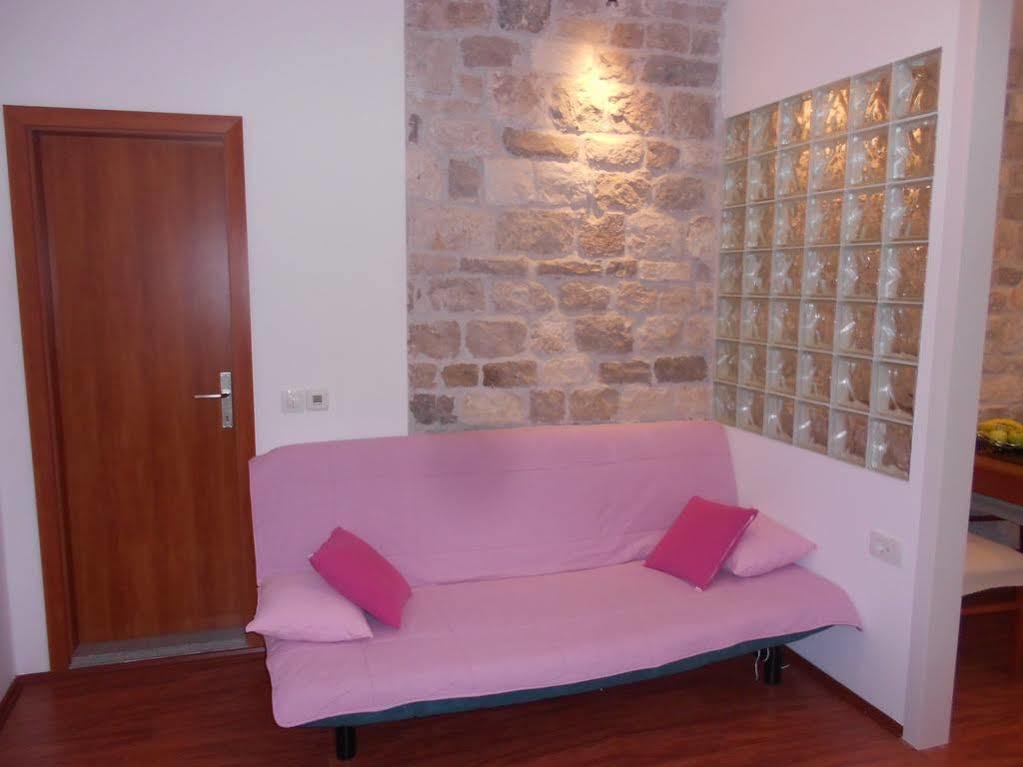 Studio Apartment Mila Спліт Екстер'єр фото